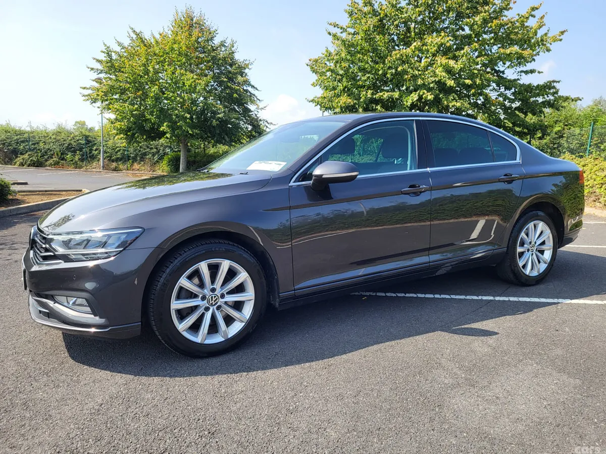 Volkswagen Passat Saloon, Diesel, 2021, Grey