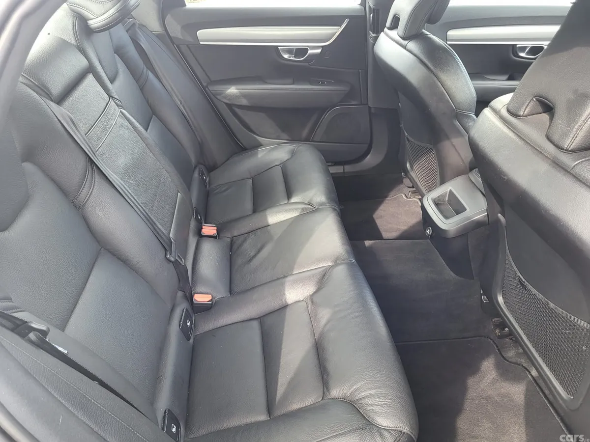 Volvo S90 Saloon, Diesel, 2021, Grey