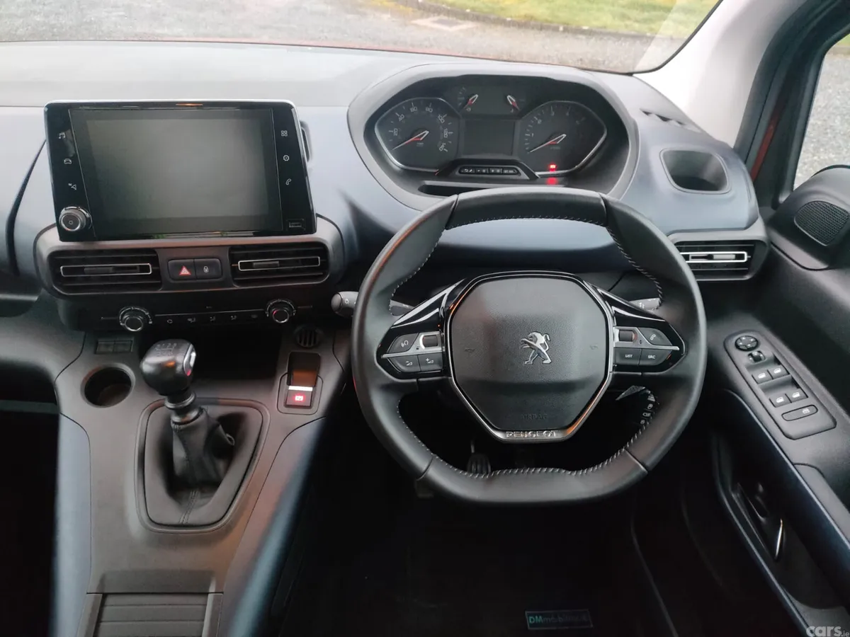 Peugeot Rifter MPV, Diesel, 2022, Bronze