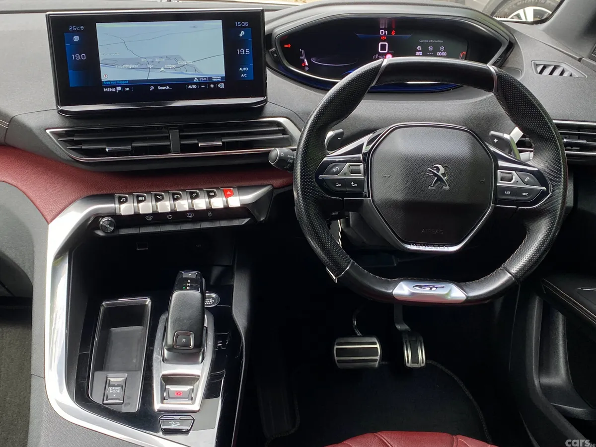 Peugeot 5008 MPV, Diesel, 2022, White