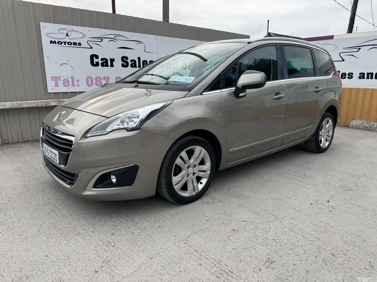 Peugeot 5008 MPV, Diesel, 2015, Grey