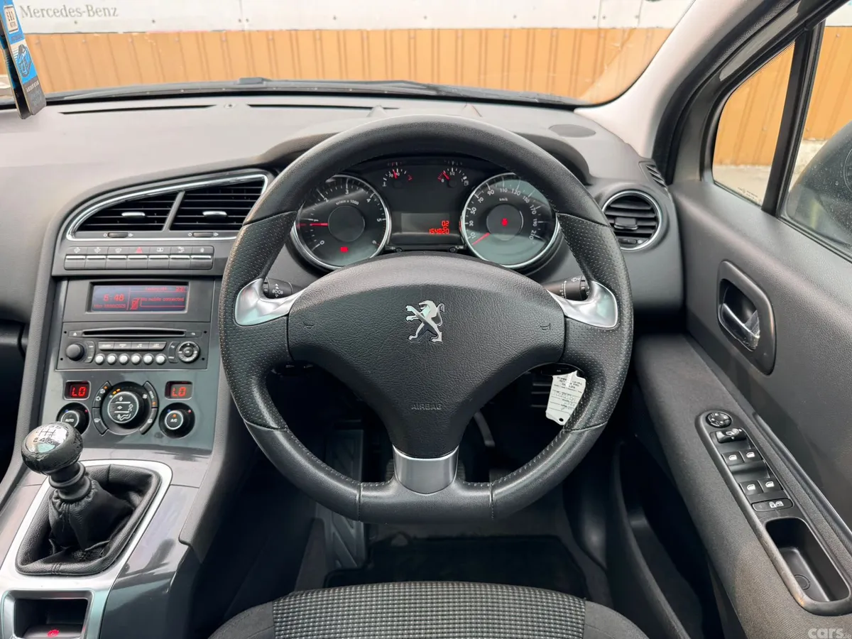 Peugeot 5008 MPV, Diesel, 2015, Grey