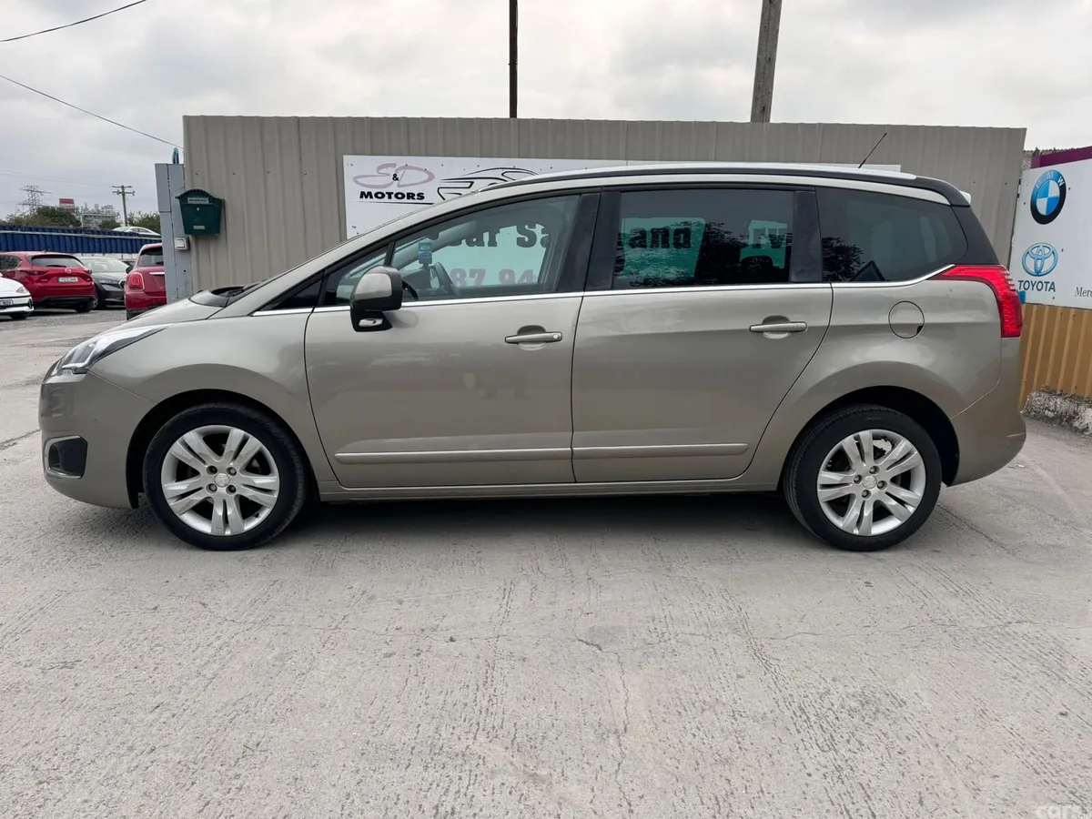 Peugeot 5008 MPV, Diesel, 2015, Grey