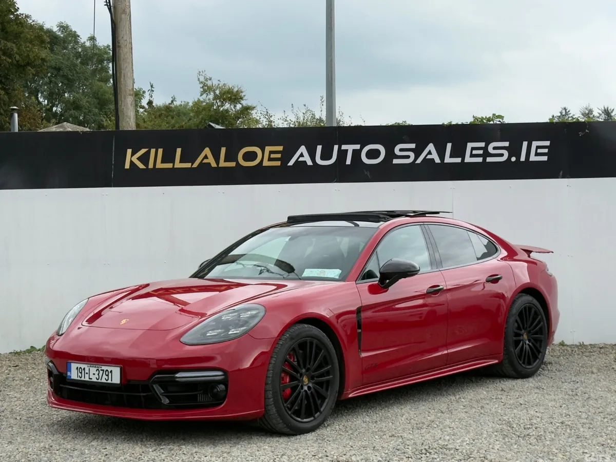 Porsche Panamera Hatchback, Petrol, 2019, Red