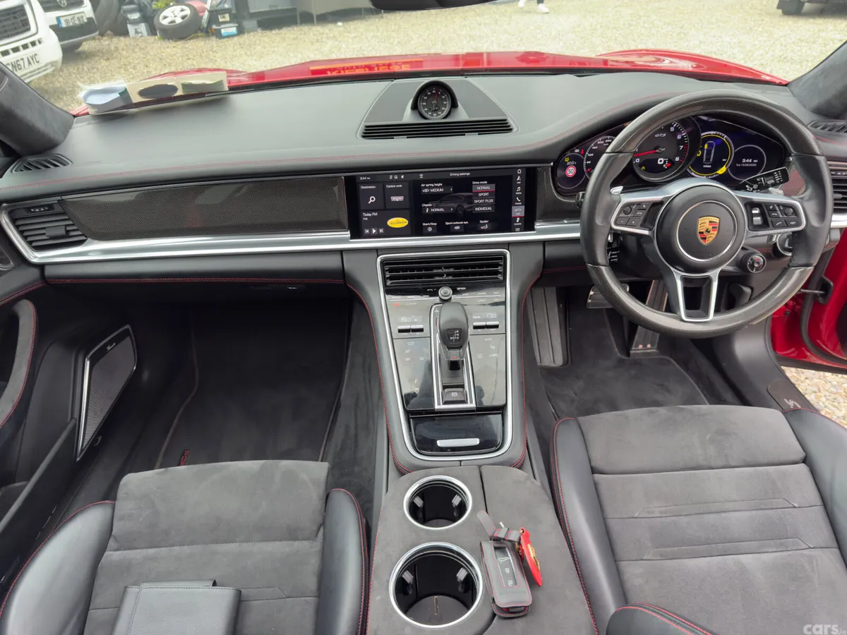 Porsche Panamera Hatchback, Petrol, 2019, Red