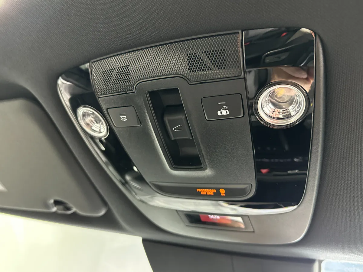 Kia Sportage SUV, Diesel Hybrid, 2026, White