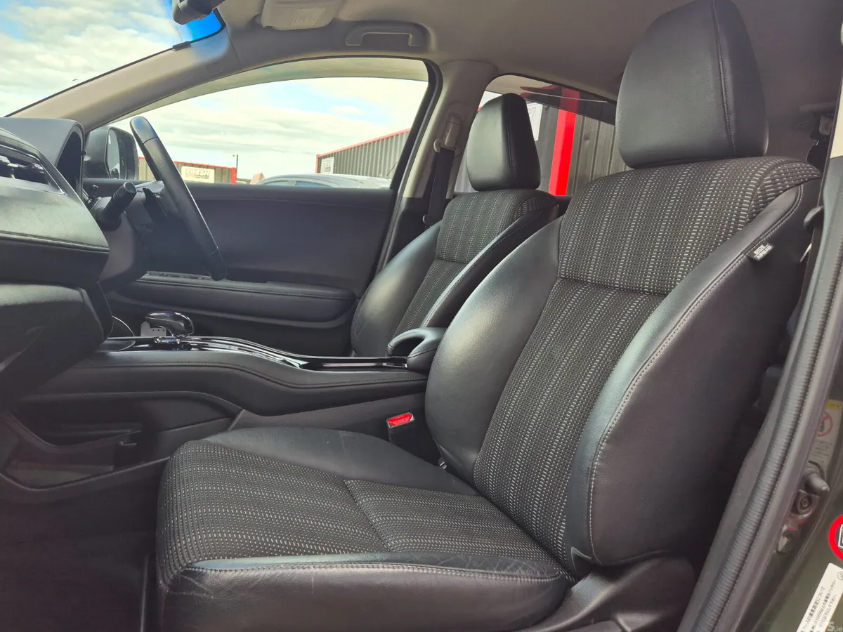 Honda Vezel SUV, Petrol Hybrid, 2014, Green