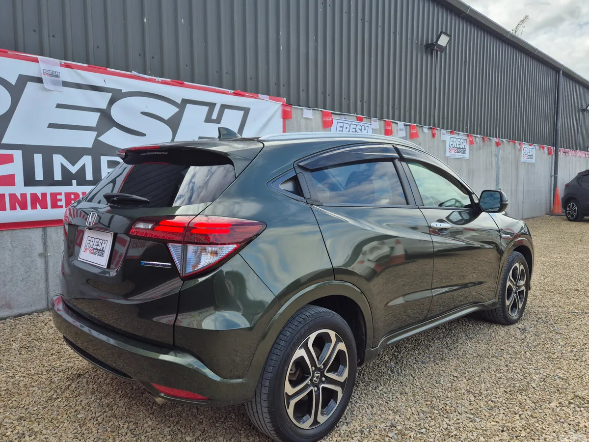 Honda Vezel SUV, Petrol Hybrid, 2014, Green
