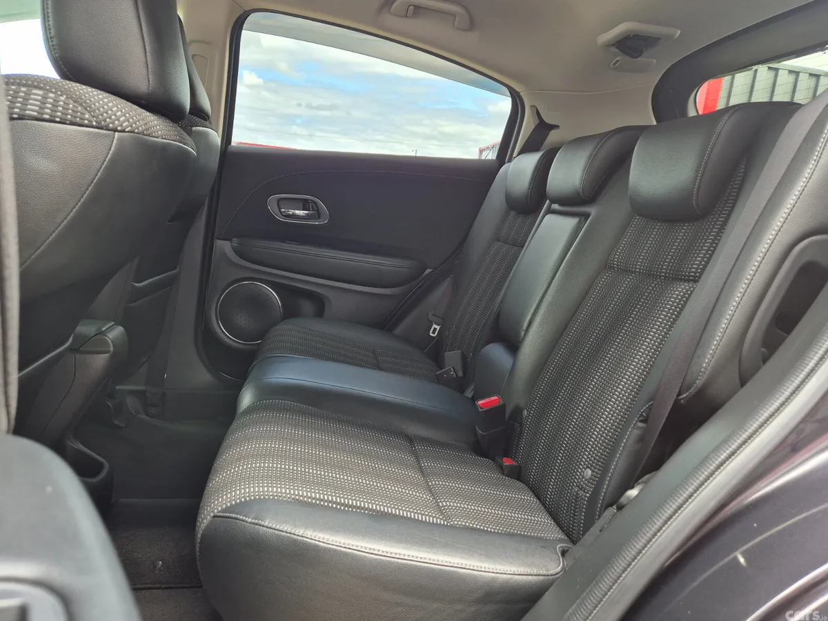 Honda Vezel SUV, Petrol Hybrid, 2014, Grey