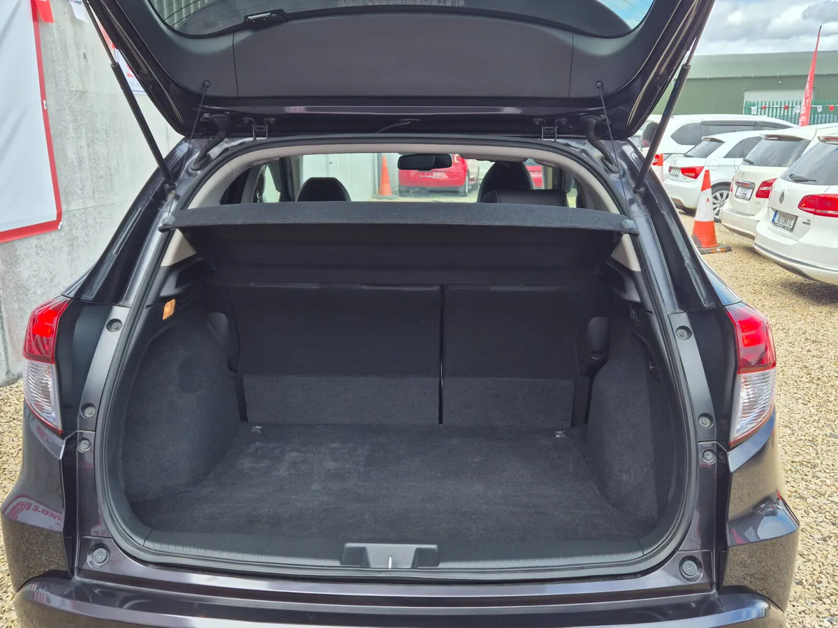 Honda Vezel SUV, Petrol Hybrid, 2014, Grey