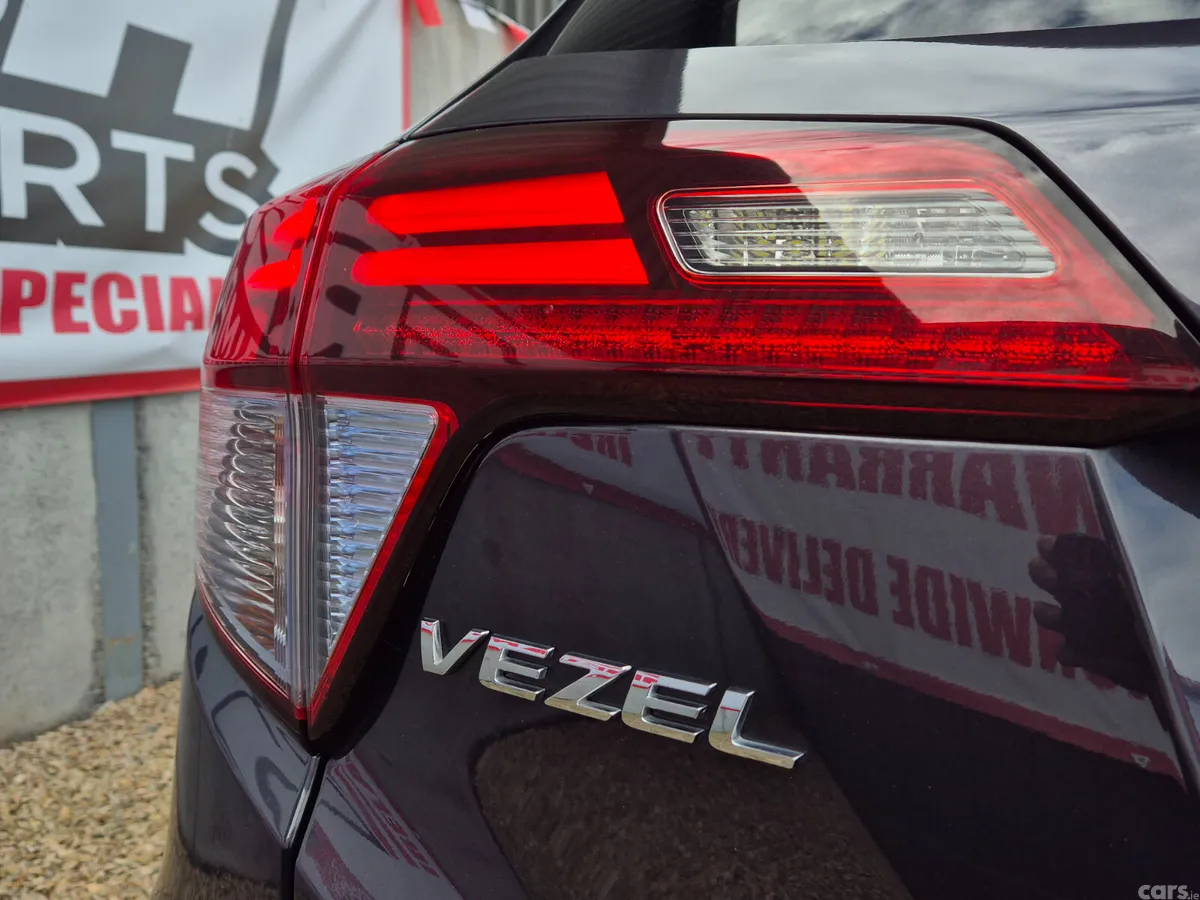Honda Vezel SUV, Petrol Hybrid, 2014, Grey