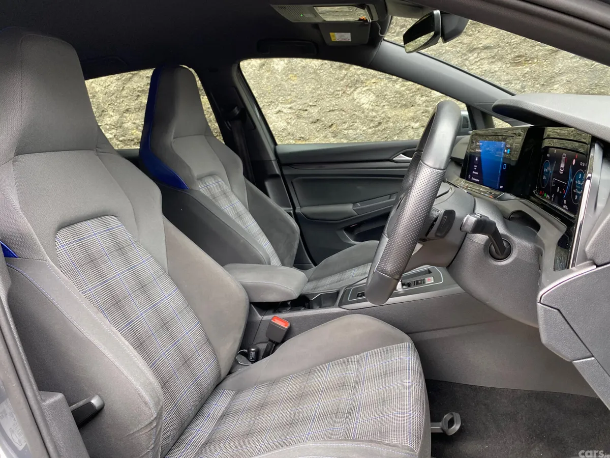Volkswagen Golf Estate, Petrol Plug-in Hybrid, 2021, Grey