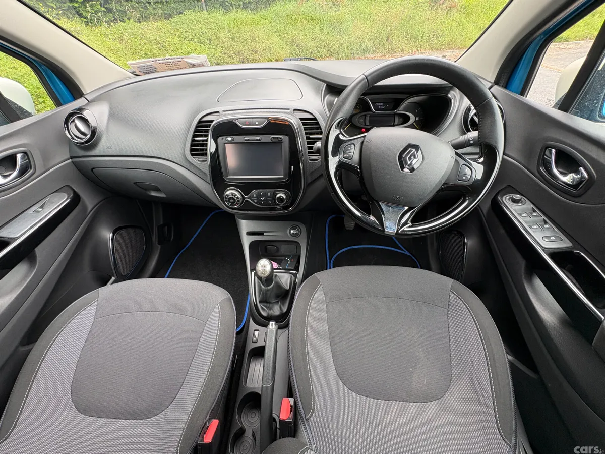 Renault Captur Hatchback, Diesel, 2015, Blue