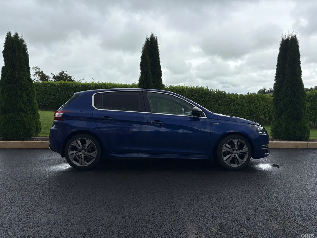 Peugeot 308 Hatchback, Diesel, 2017, Blue