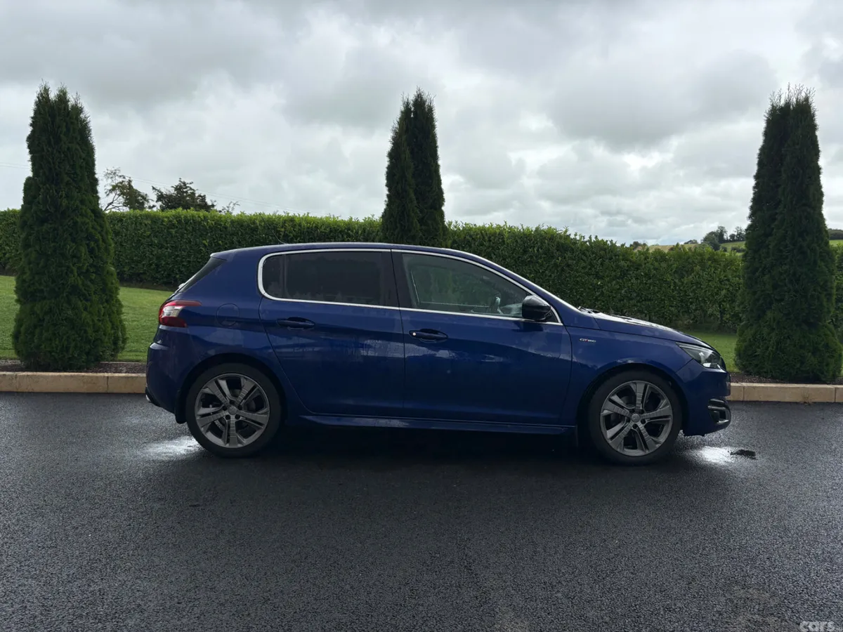 Peugeot 308 Hatchback, Diesel, 2017, Blue