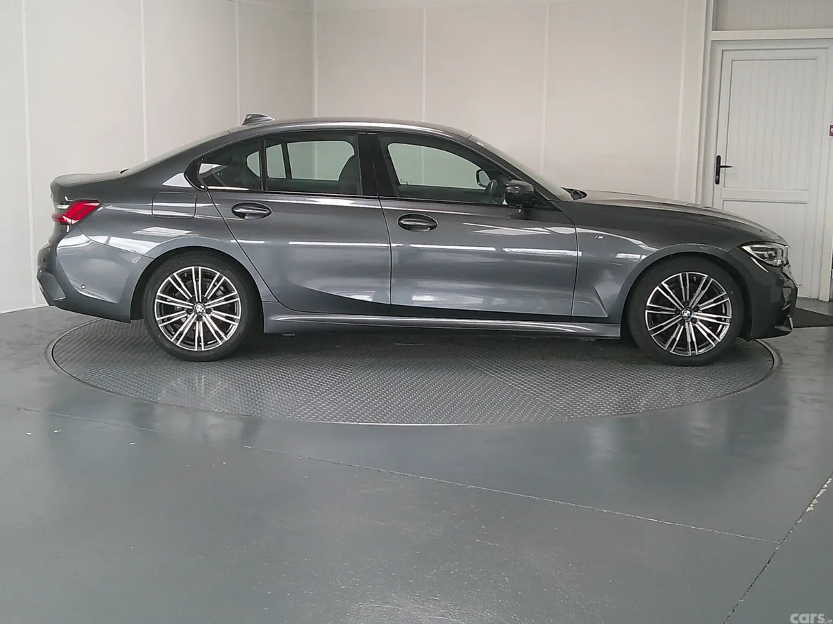 BMW 3-Series Saloon, Diesel, 2022, Grey