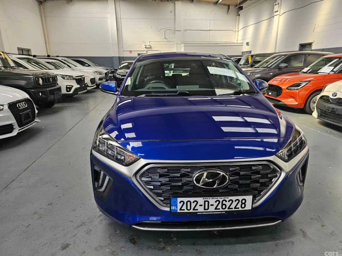 Hyundai IONIQ Hatchback, Petrol Plug-in Hybrid, 2020, Blue