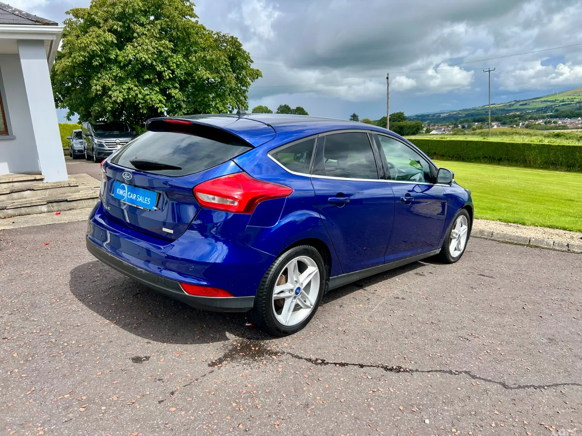 Ford Focus Hatchback, Diesel, 2018, Blue