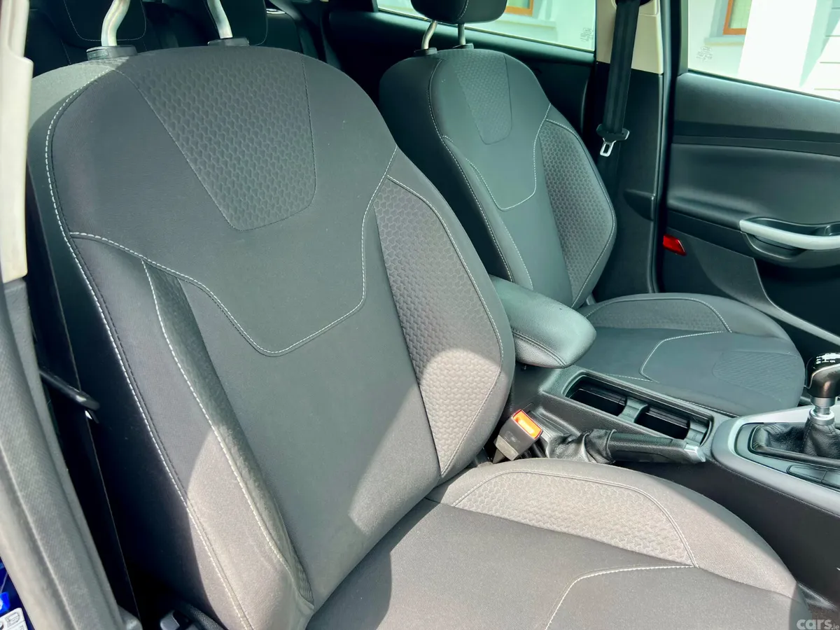 Ford Focus Hatchback, Diesel, 2018, Blue