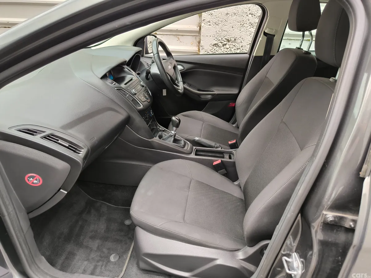 Ford Focus Hatchback, Diesel, 2016, Grey