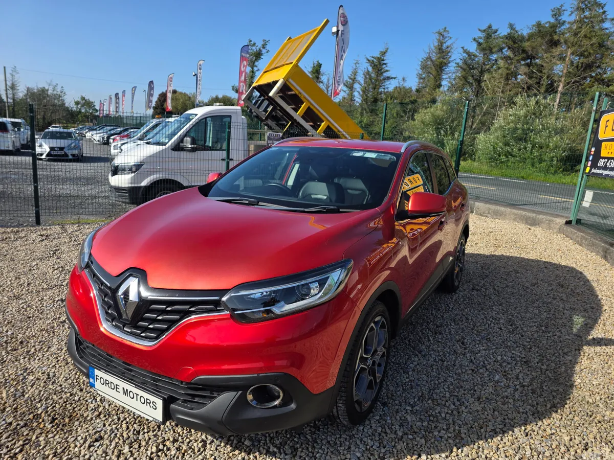 Renault Kadjar SUV, Diesel, 2016, Red