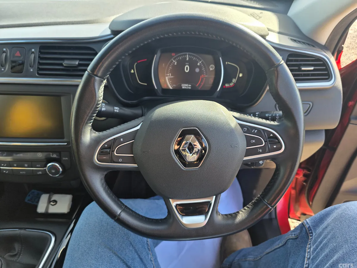 Renault Kadjar SUV, Diesel, 2016, Red