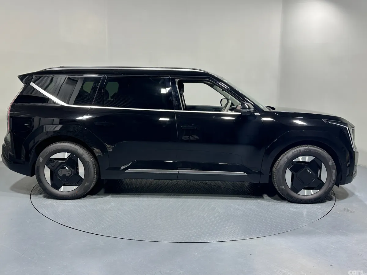 Kia EV9 SUV, Electric, 2026, Black