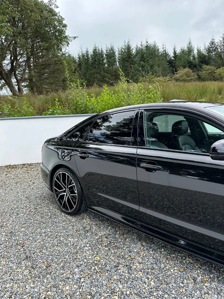 Audi A6 Saloon, Diesel, 2017, Black