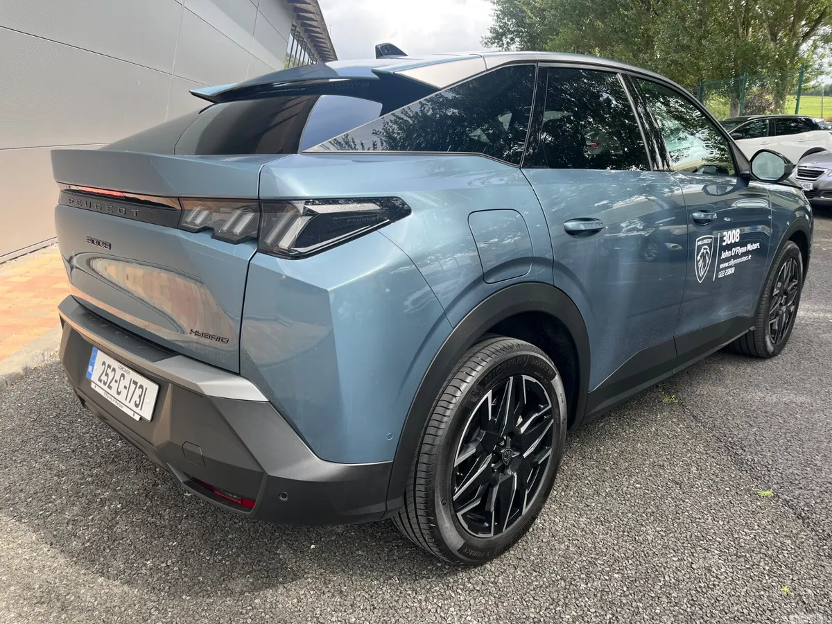 Peugeot 3008 MPV, Petrol Hybrid, 2025, Blue
