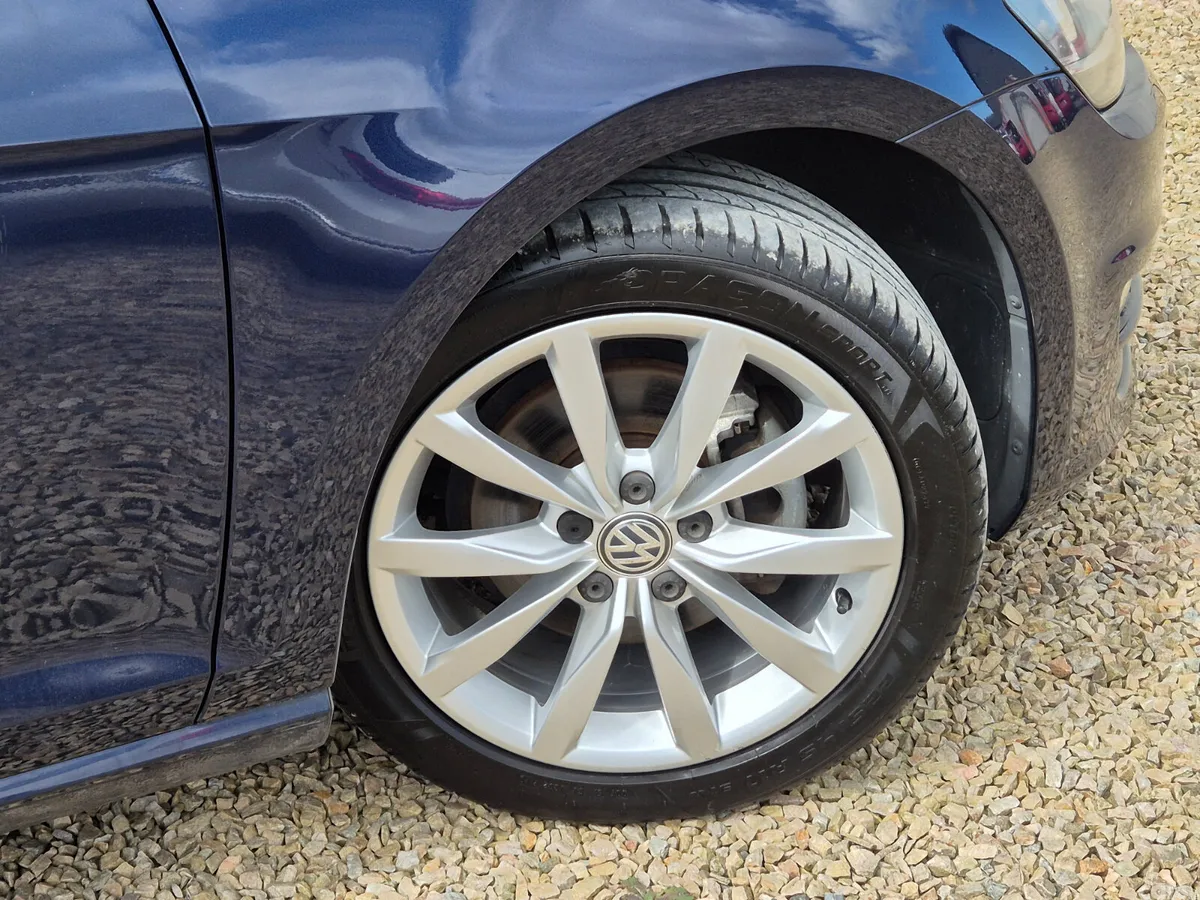 Volkswagen Golf Hatchback, Petrol, 2014, Blue