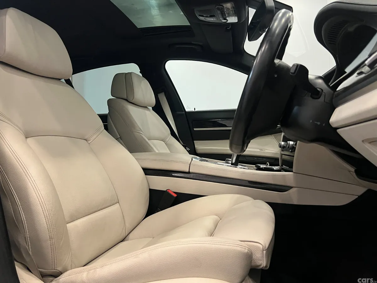 BMW 7-Series Saloon, Diesel, 2014, Black