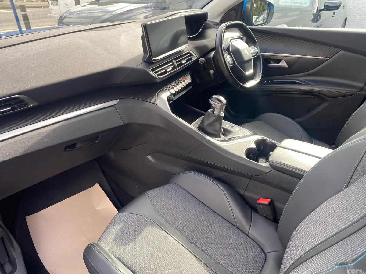 Peugeot 3008 SUV, Diesel, 2021, Blue