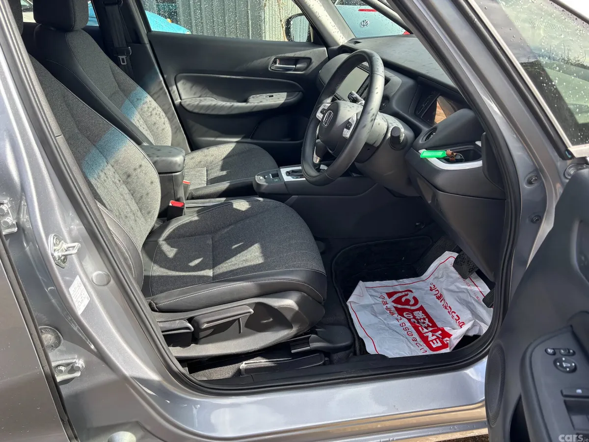 Honda Fit Hatchback, Petrol Hybrid, 2020, Silver