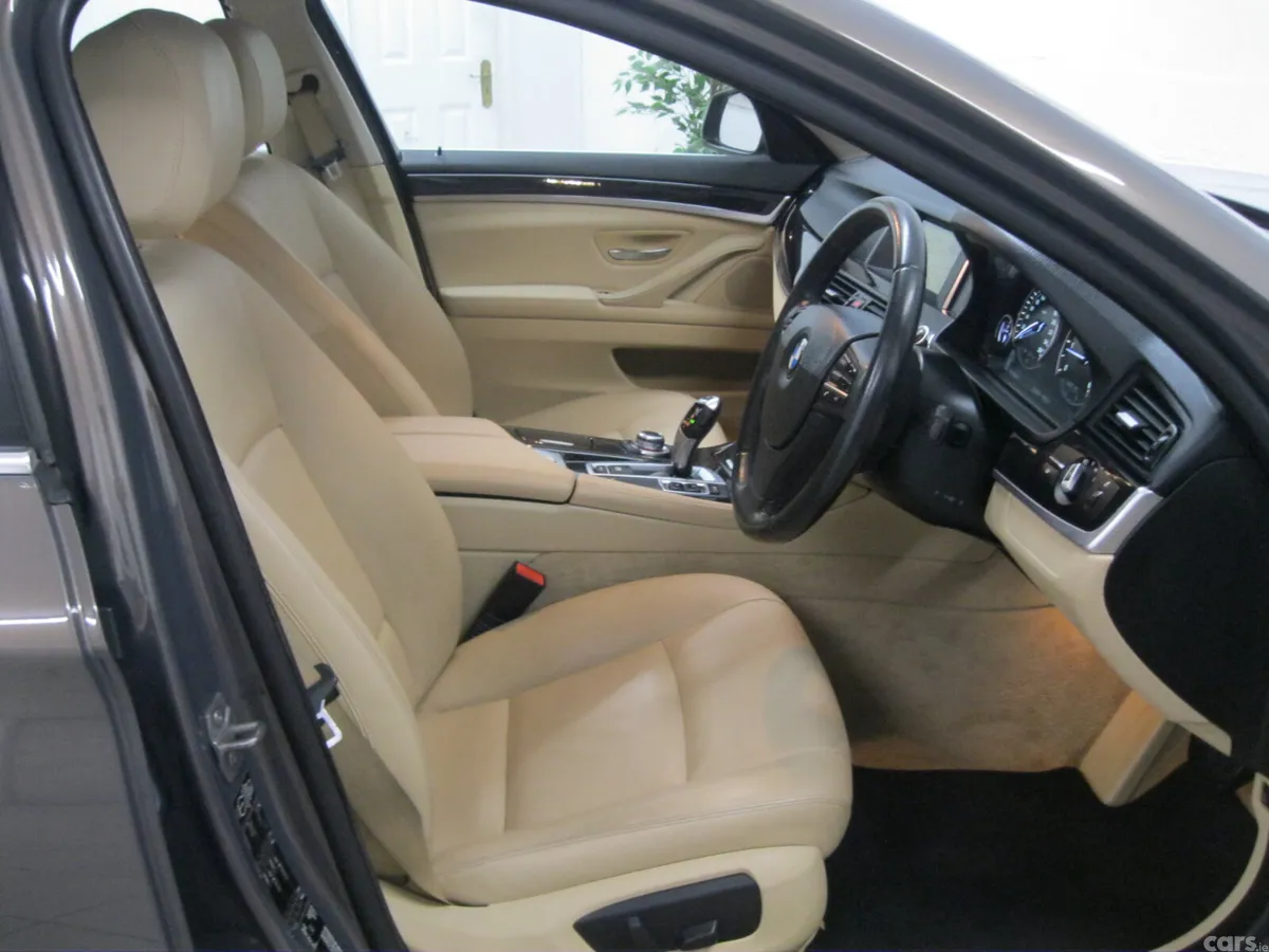 BMW 5-Series Saloon, Diesel, 2014, Gold