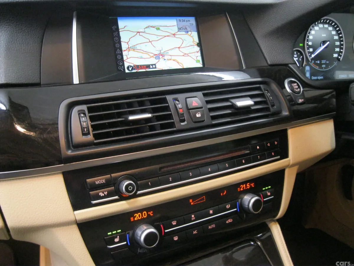 BMW 5-Series Saloon, Diesel, 2014, Gold