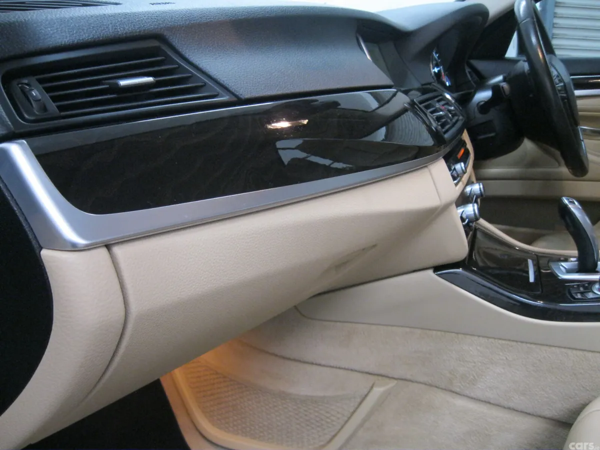 BMW 5-Series Saloon, Diesel, 2014, Gold