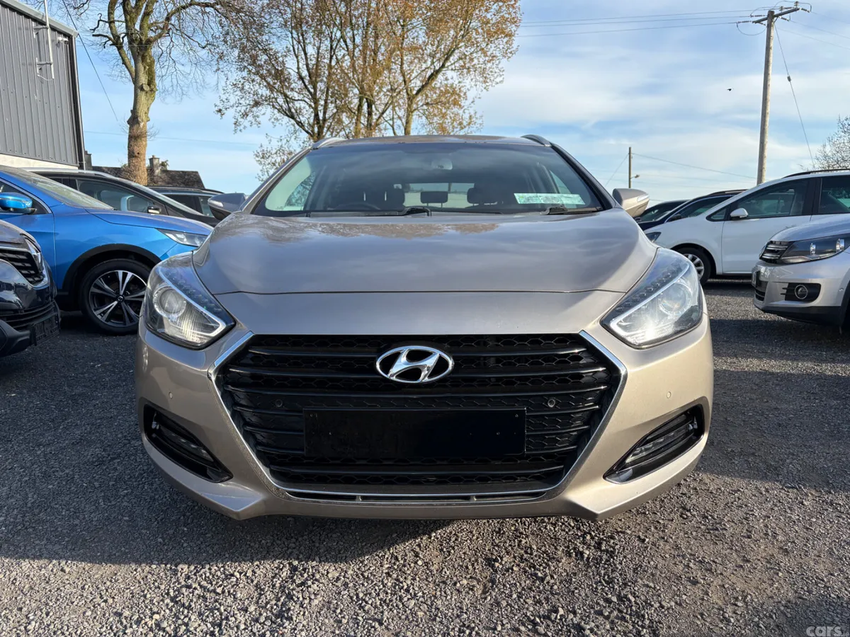 Hyundai i40 Estate/Jeep, Diesel, 2016, Beige