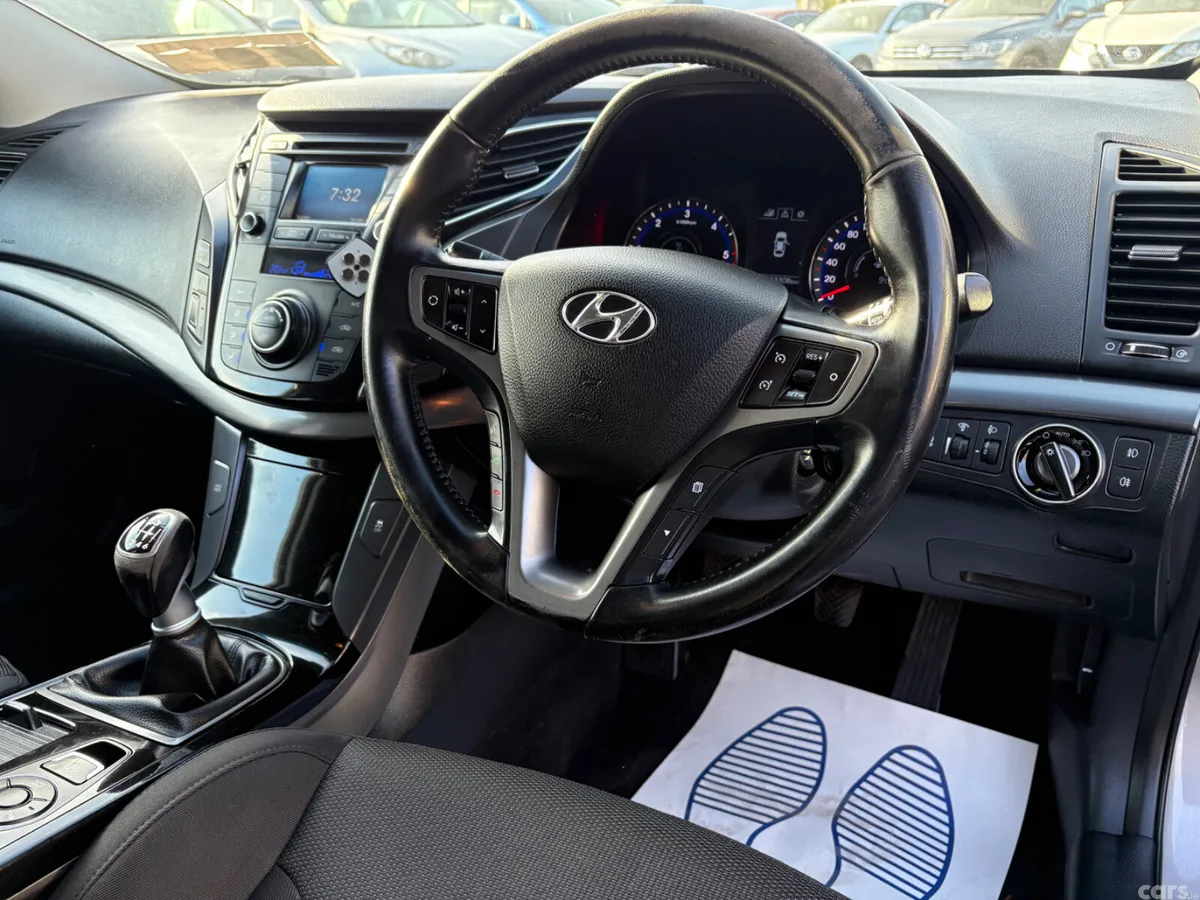 Hyundai i40 Estate/Jeep, Diesel, 2016, Beige