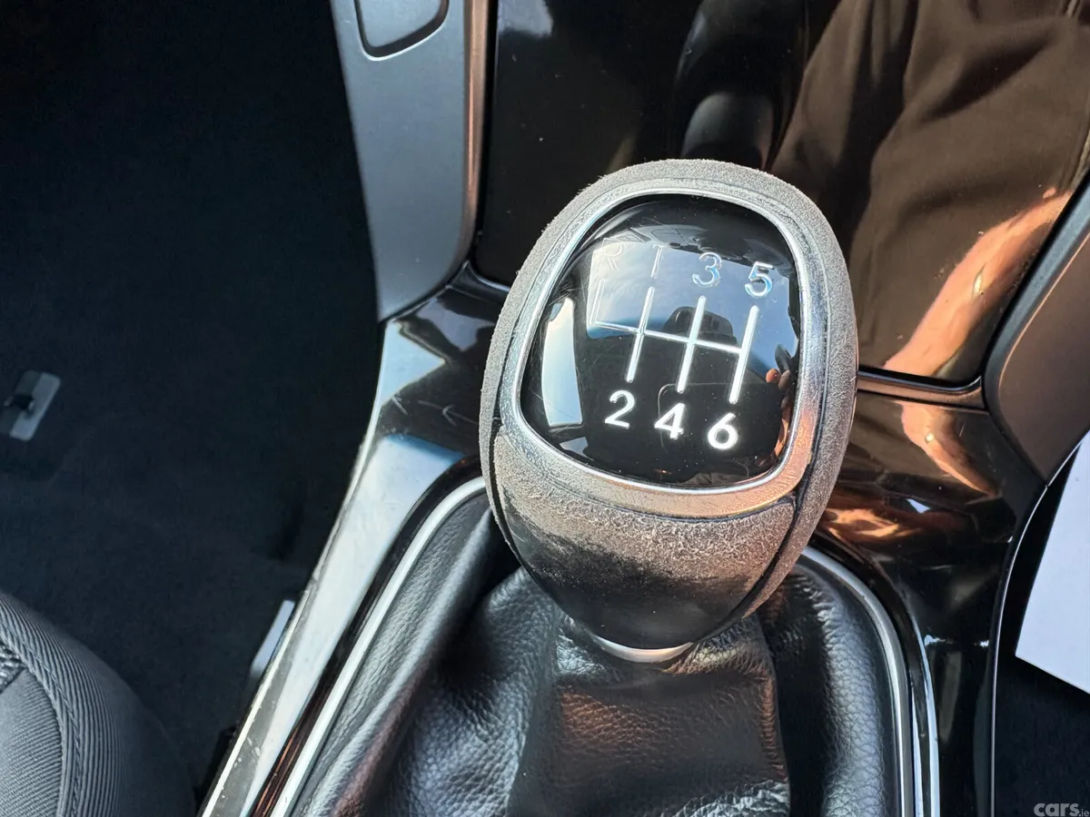 Hyundai i40 Estate/Jeep, Diesel, 2016, Beige