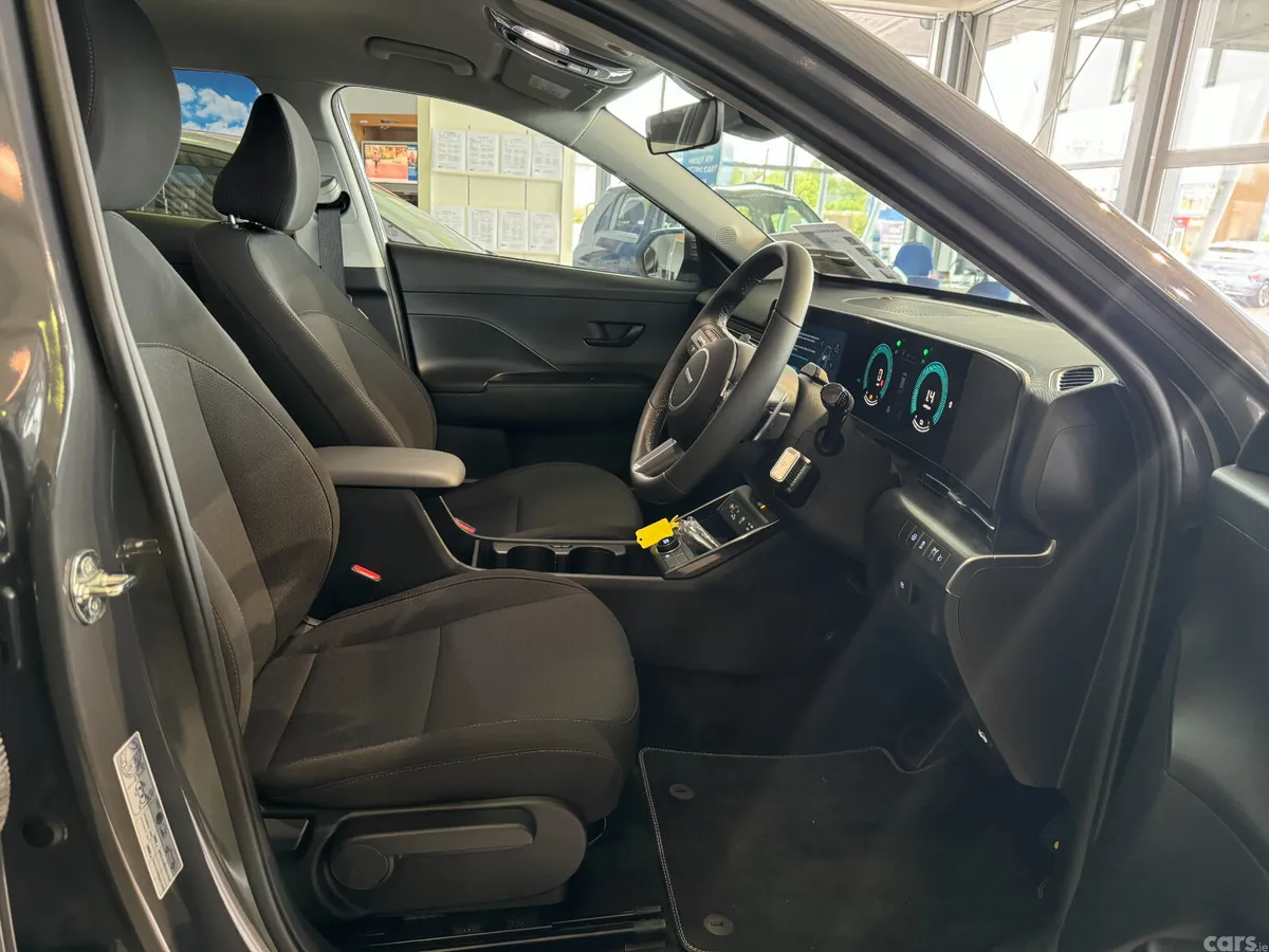 Hyundai KONA SUV, Petrol Hybrid, 2027, Grey