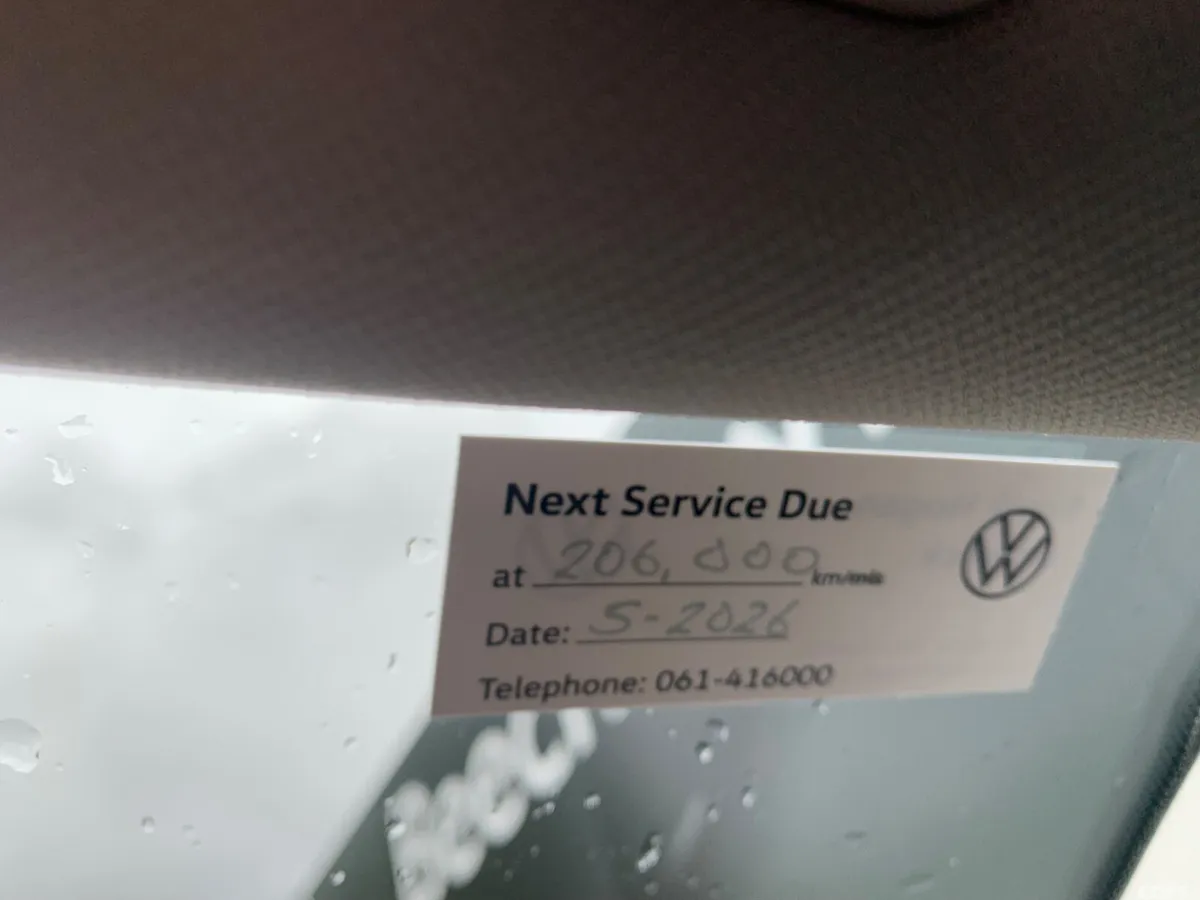 Volkswagen Passat Estate, Diesel, 2021, Grey