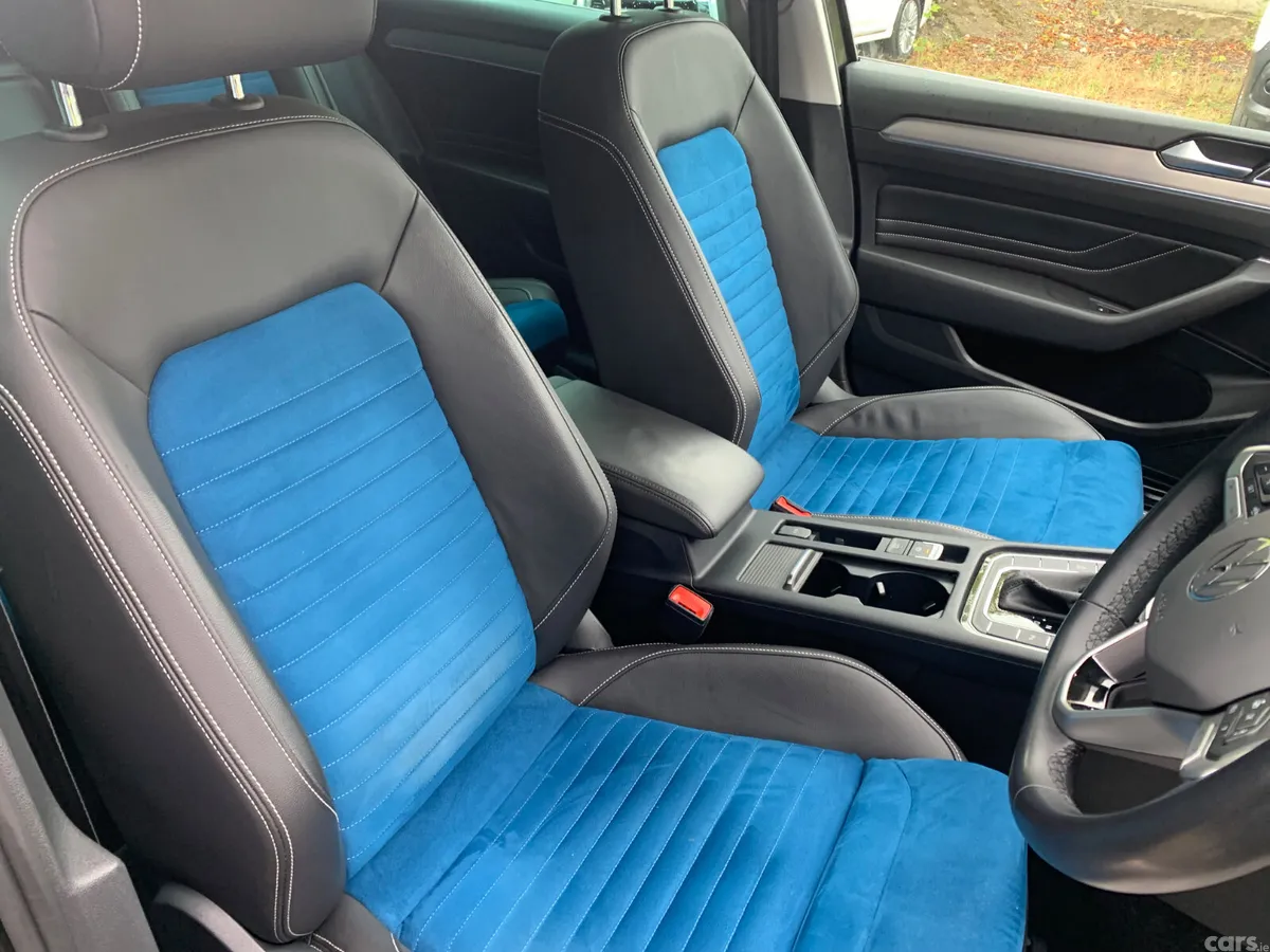 Volkswagen Passat Estate, Diesel, 2021, Grey