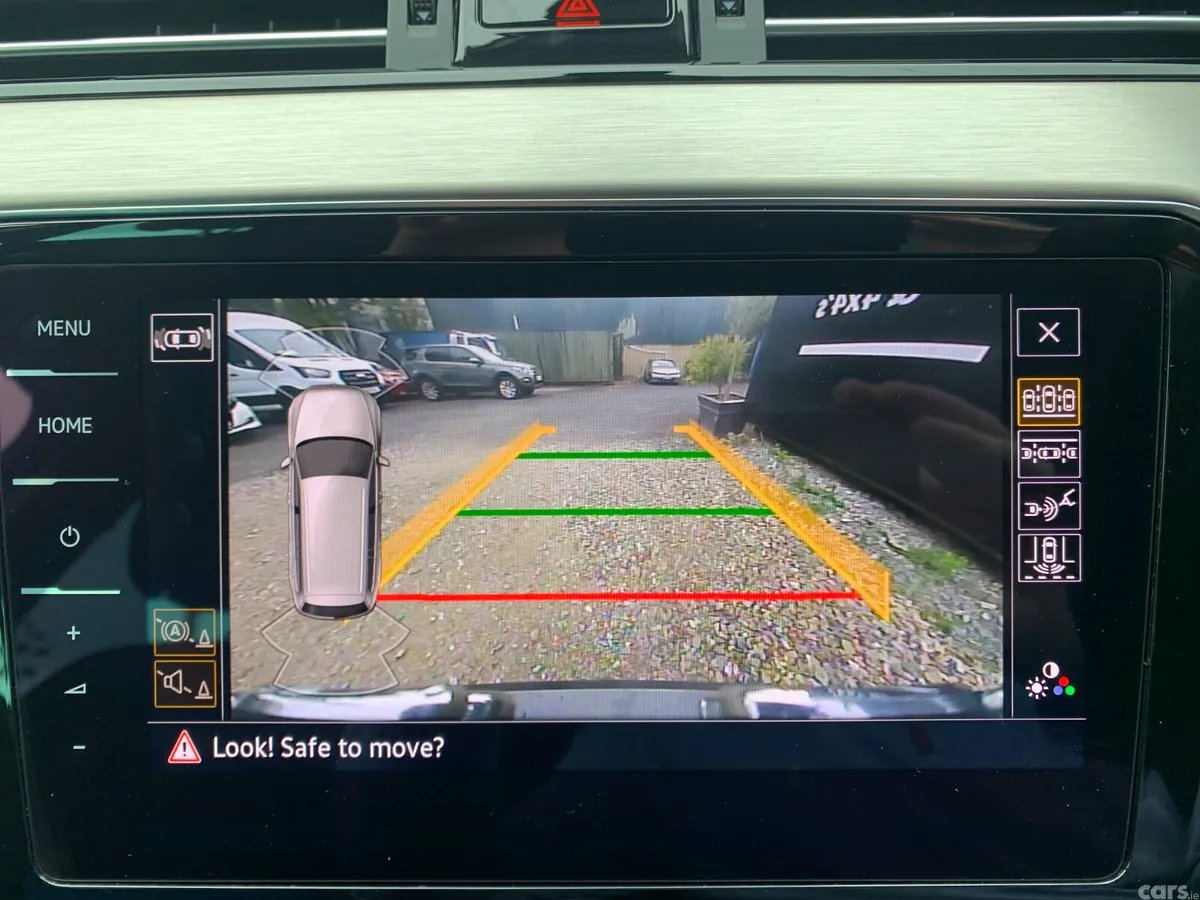 Volkswagen Passat Estate, Diesel, 2021, Grey