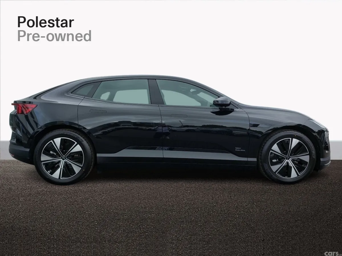 Polestar 4 Hatchback, Electric, 2026, Black