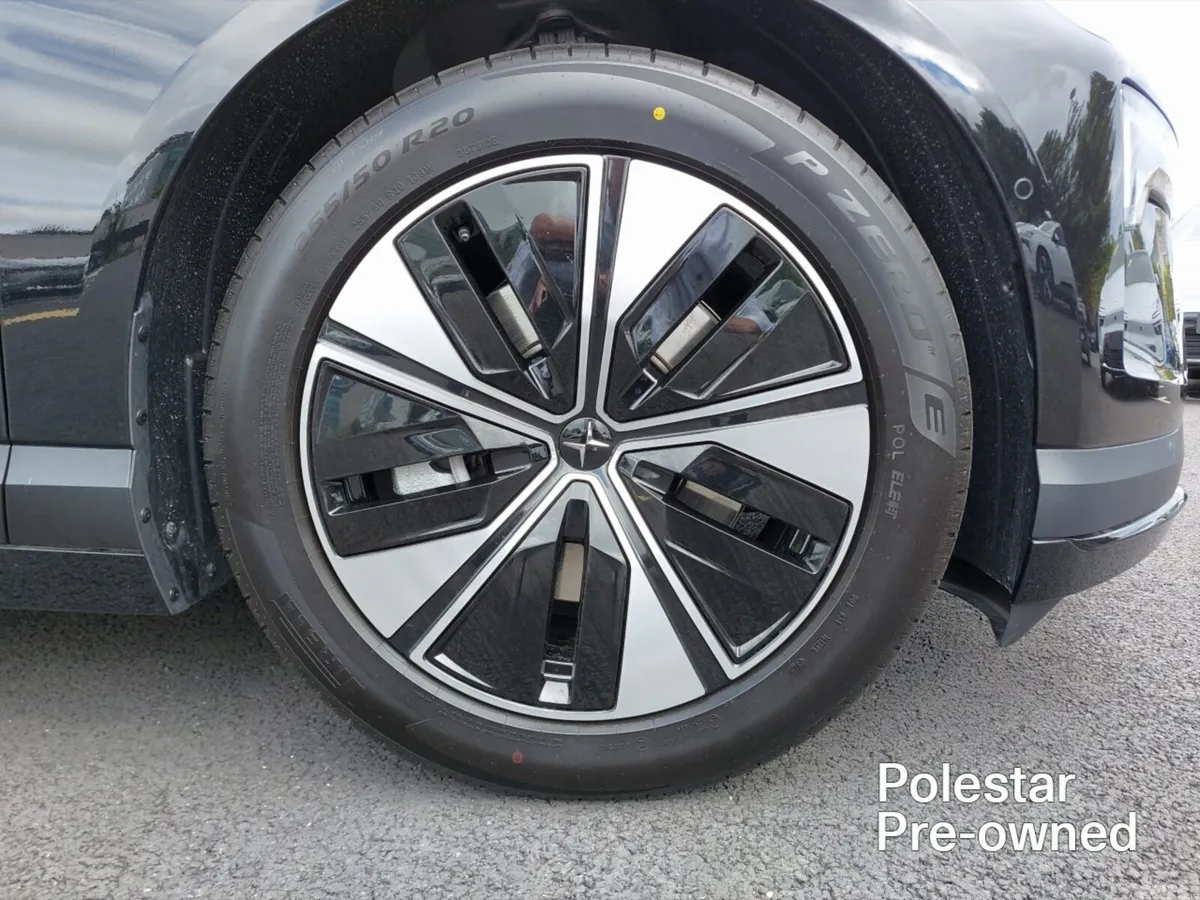 Polestar 4 Hatchback, Electric, 2026, Black