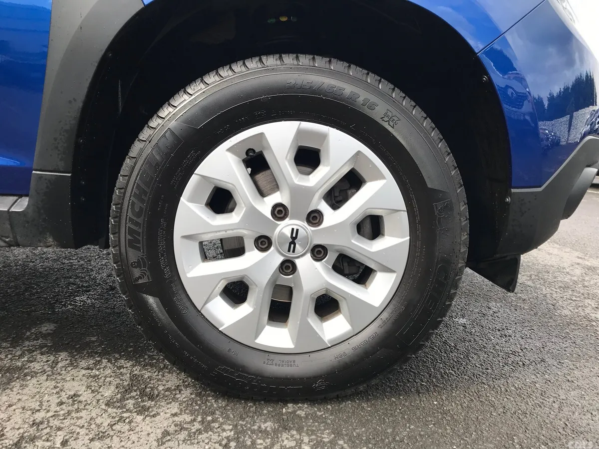 Dacia Duster SUV, Diesel, 2023, Blue
