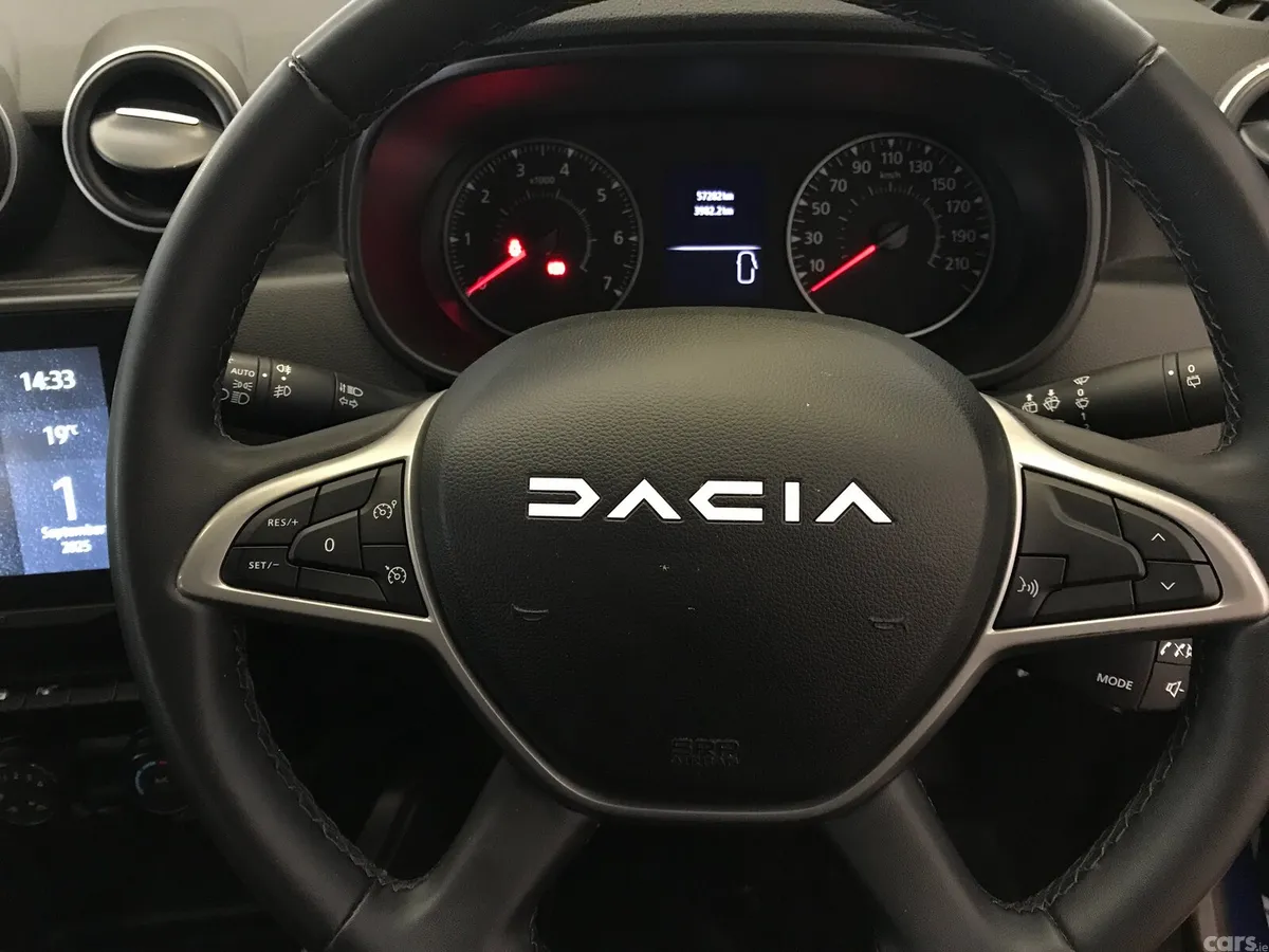 Dacia Duster SUV, Diesel, 2023, Blue