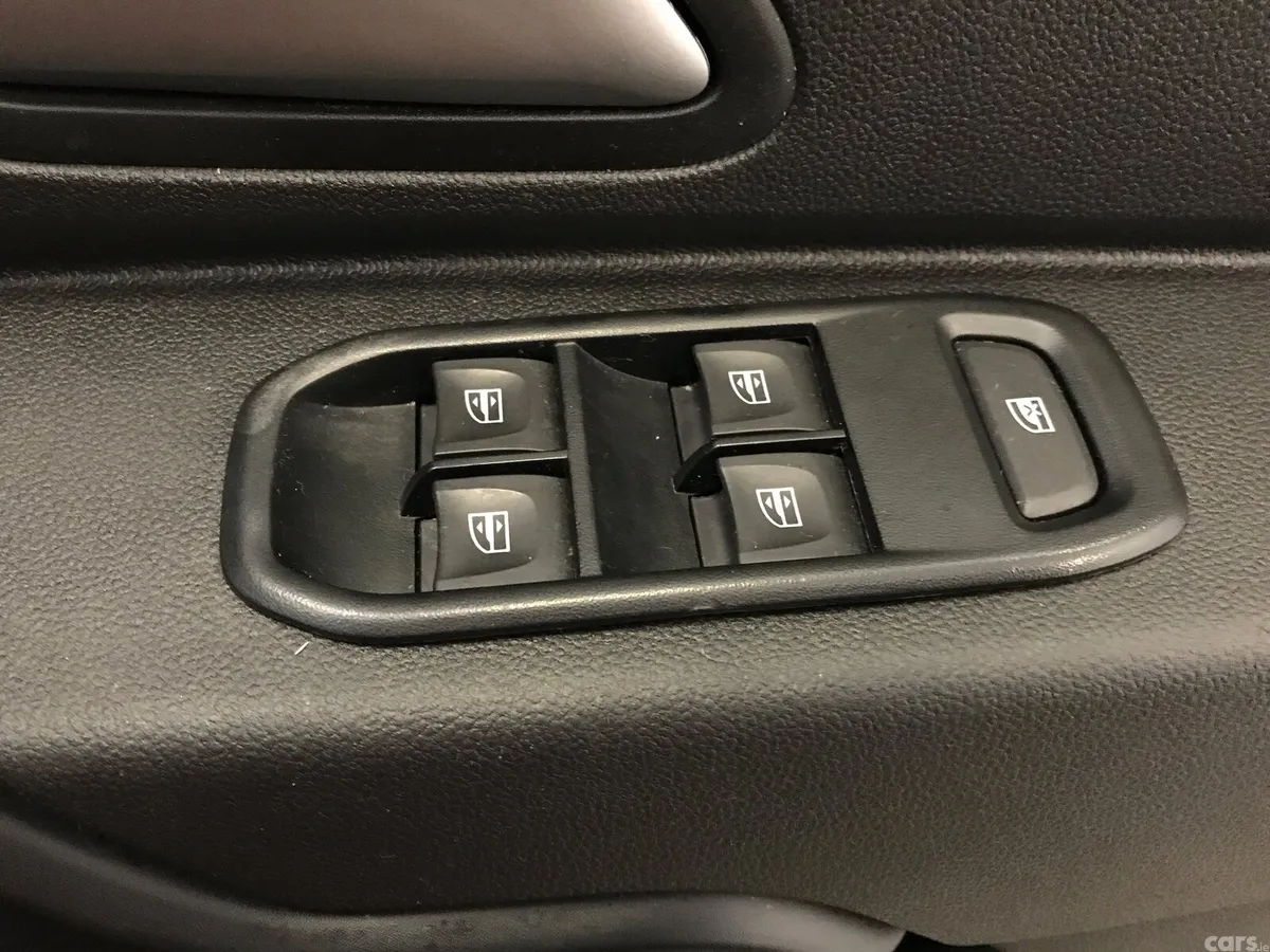 Dacia Duster SUV, Diesel, 2023, Blue
