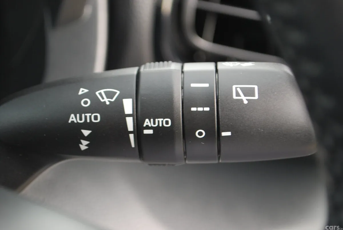 Toyota Yaris Hatchback, Petrol, 2023, Blue