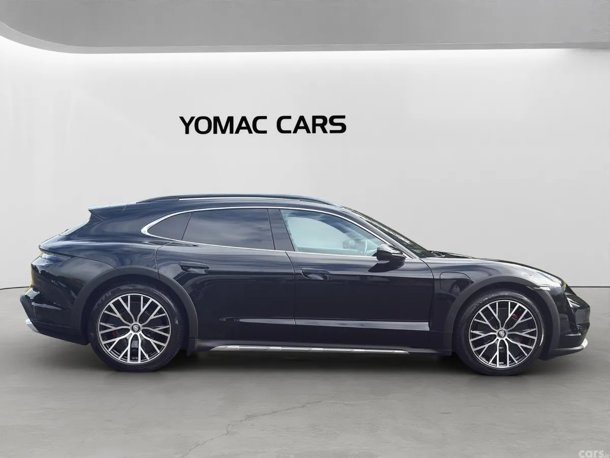 Porsche Taycan Estate, Electric, 2023, Black